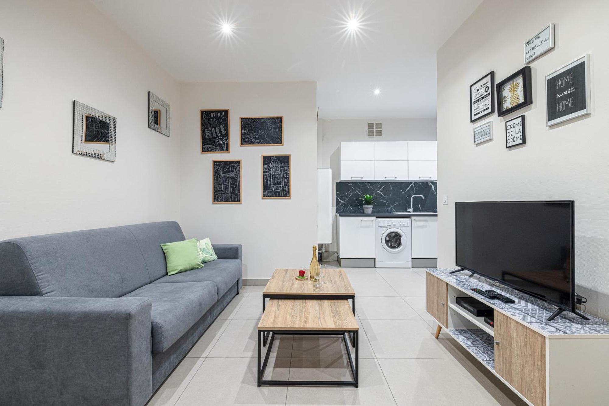 Charming 1 Bdr Old Town Apartment นีซ ภายนอก รูปภาพ
